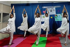 imgi_12_yogaday2512